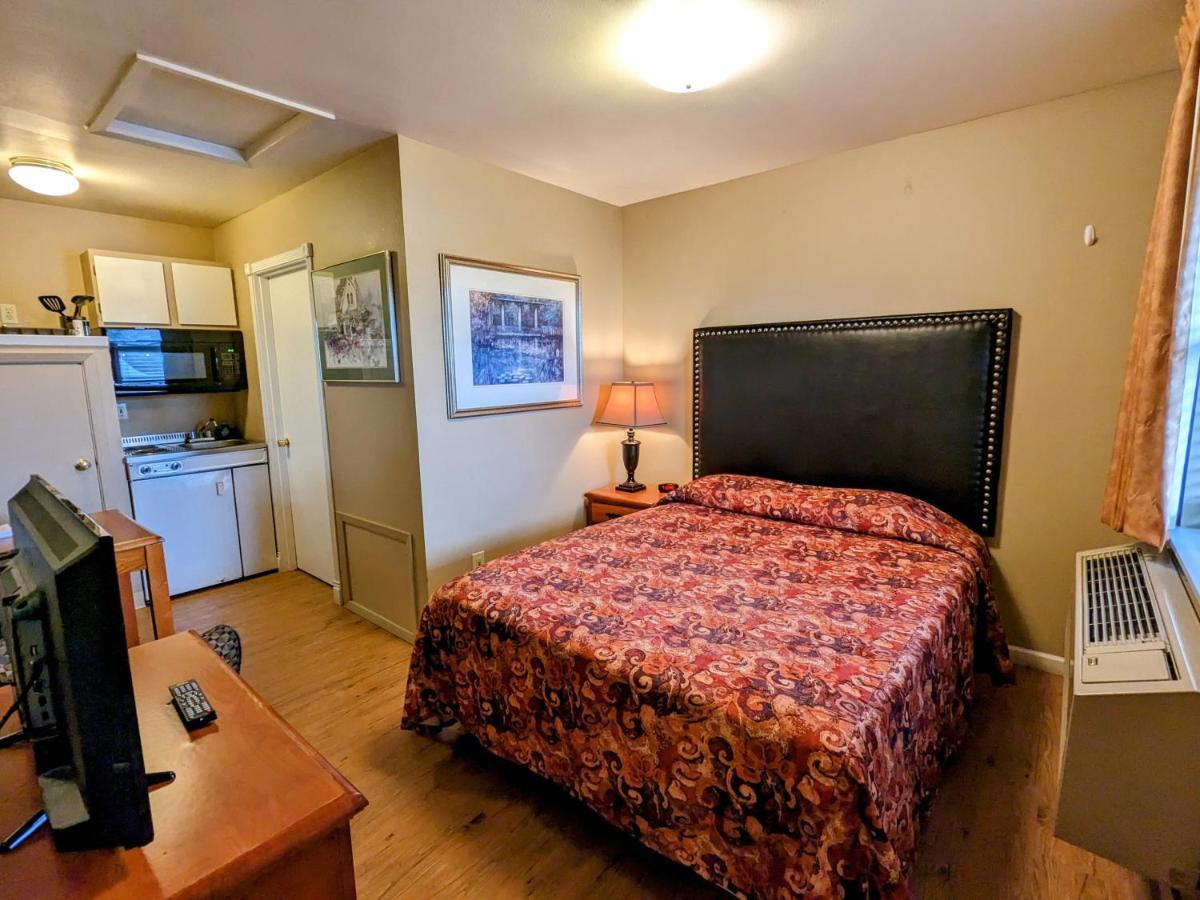 Bridge Of The Gods Motel, Cabins & Rv Park Cascade Locks Buitenkant foto